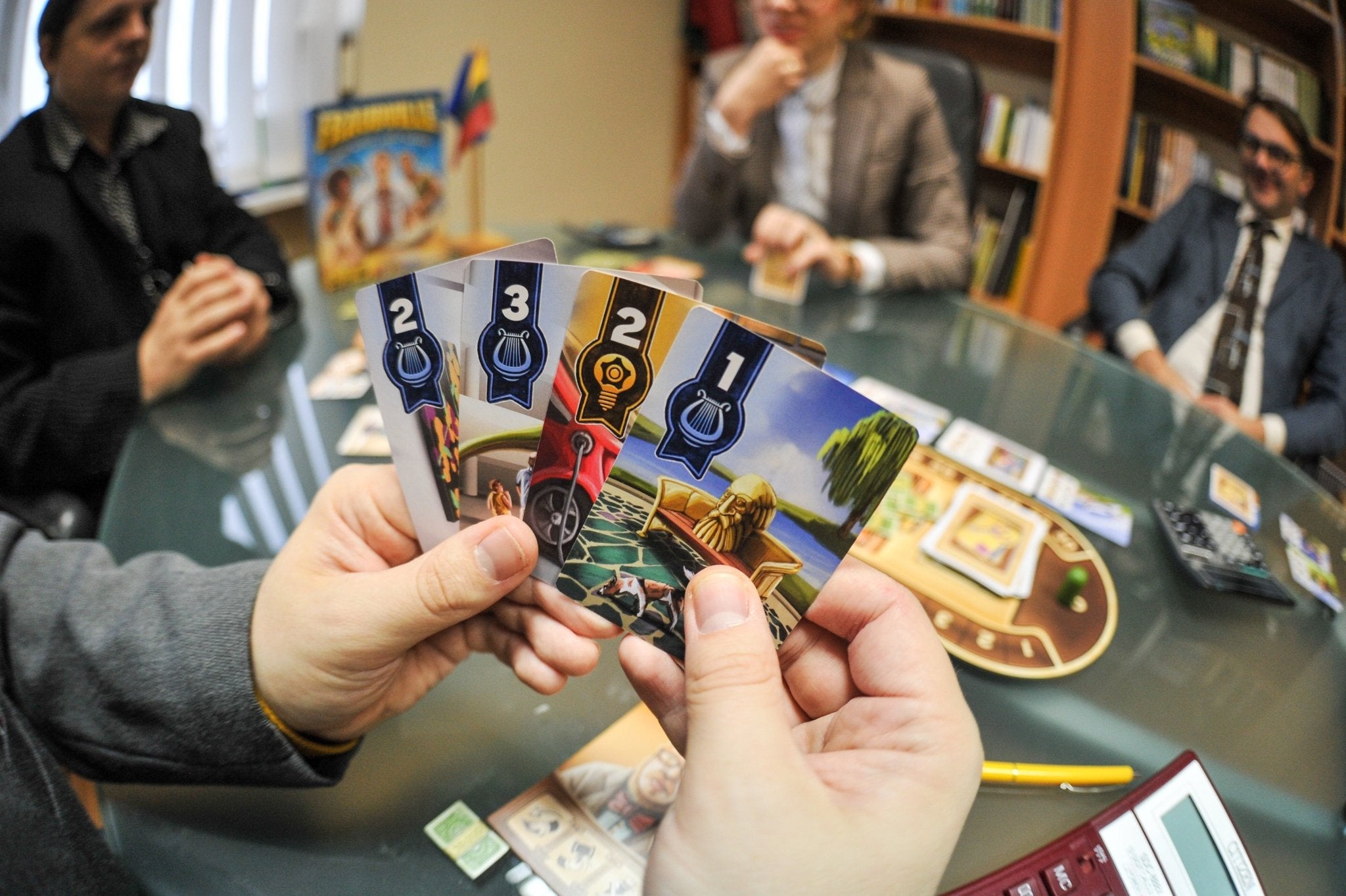Fraudville (Politiškės) board game cards